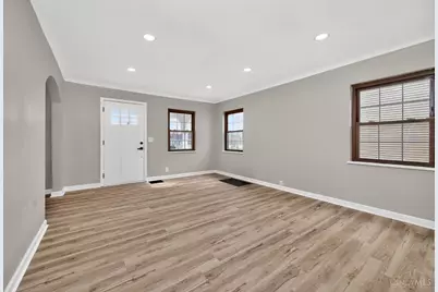 519 Westview Avenue, Lockland, OH 45215 - Photo 10