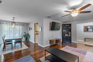 6000 Cobbleskill Ct, Centerville, OH 45459 - Photo 8