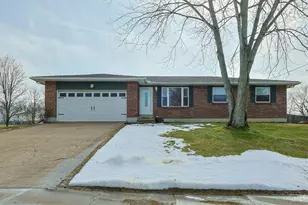 2437 Trinity Dr, Turtle Creek Township, OH 45044 - Photo 1