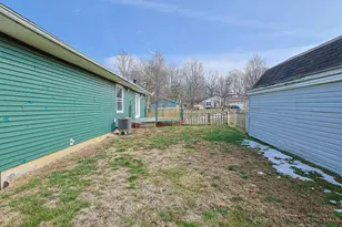 2437 Trinity Dr, Turtle Creek Township, OH 45044 - Photo 24