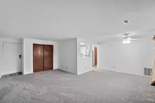 3594 Homelawn Ave, Cincinnati, OH 45211 - Photo 6