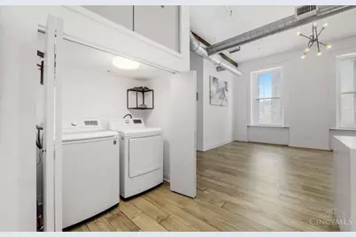 813 Broadway Street #204, Cincinnati, OH 45202 - Photo 14