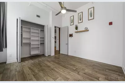 813 Broadway Street #204, Cincinnati, OH 45202 - Photo 18