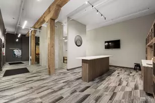 813 Broadway St, Cincinnati, OH 45202 - Photo 10