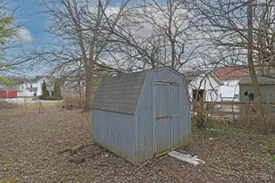 141 E McKinley St, South Lebanon, OH 45065 - Photo 34