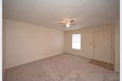 141 E McKinley Street, South Lebanon, OH 45065 - Photo 6