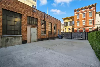 1628 Central Parkway, Cincinnati, OH 45202 - Photo 74