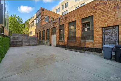 1628 Central Parkway, Cincinnati, OH 45202 - Photo 76