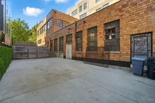 1628 Central Pkwy, Cincinnati, OH 45202 - Photo 76