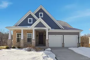 501 Creekside Ln, Lebanon, OH 45036 - Photo 2