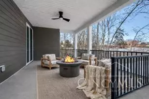 6814 Cork Dr, West Chester, OH 45069 - Photo 2