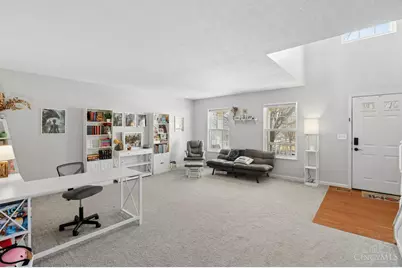 5900 Driftwood Court, Hamilton Township, OH 45039 - Photo 4