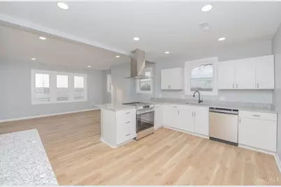 9350 Reading Road, Reading, OH 45215 - Photo 18