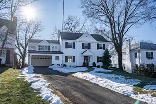 1002 Richwood Cir, Cincinnati, OH 45208 - Photo 4