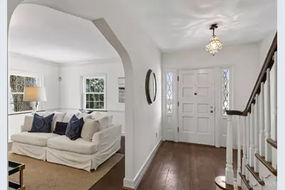 1002 Richwood Circle, Cincinnati, OH 45208 - Photo 8