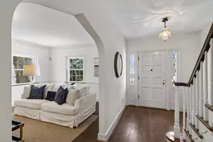 1002 Richwood Cir, Cincinnati, OH 45208 - Photo 8