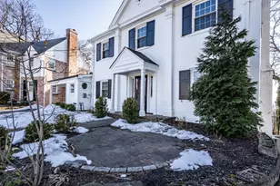 1002 Richwood Cir, Cincinnati, OH 45208 - Photo 6