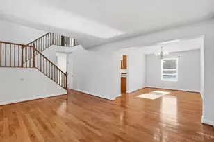 6591 Falling Leaves Ct, Deerfield Township, OH 45040 - Photo 6