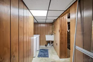 1357 Thurnridge Dr, Reading, OH 45215 - Photo 38