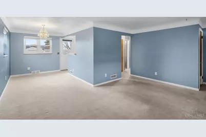 1357 Thurnridge Drive, Reading, OH 45215 - Photo 10