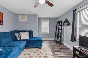 215 W Water St, Bethel, OH 45106 - Photo 2
