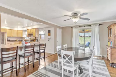 3911 Robinhill Drive, Cincinnati, OH 45211 - Photo 8