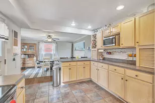 3911 Robinhill Dr, Cincinnati, OH 45211 - Photo 12