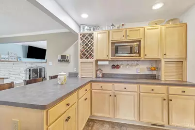 3911 Robinhill Drive, Cincinnati, OH 45211 - Photo 14