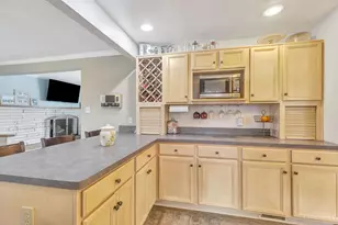 3911 Robinhill Dr, Cincinnati, OH 45211 - Photo 14