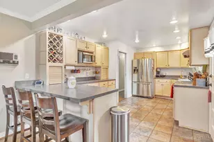 3911 Robinhill Dr, Cincinnati, OH 45211 - Photo 10