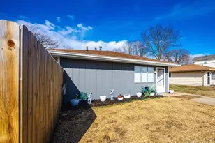 210 High St, Wayne Township, OH 45011 - Photo 6