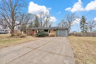 5753 Shirl Bar Cir, Miami Township, OH 45150 - Photo 2