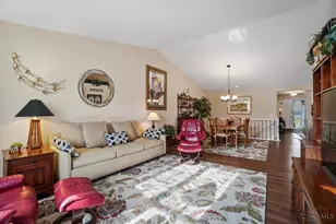 6740 Sandharbor Ct, Hamilton Township, OH 45039 - Photo 10