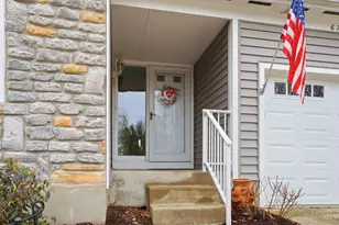 6740 Sandharbor Ct, Hamilton Township, OH 45039 - Photo 4