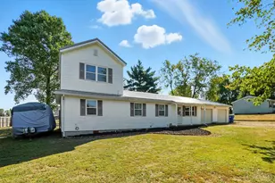 9466 Kincaid Rd, Liberty Twp, OH 45133 - Photo 2