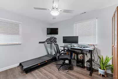 915 Sunrise Drive, Loveland, OH 45140 - Photo 18