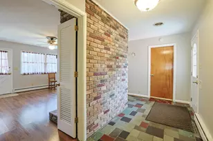 8768 Cavalier Dr, Springfield Township, OH 45231 - Photo 6