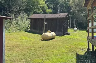 379 Mutton Run Rd, Jackson Township, OH 45601 - Photo 22