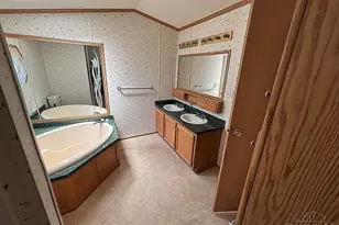 379 Mutton Run Rd, Jackson Township, OH 45601 - Photo 14