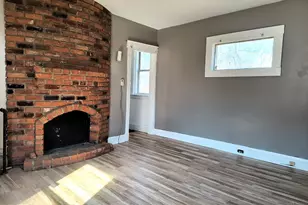 1647 Dewey Ave, Cincinnati, OH 45205 - Photo 2