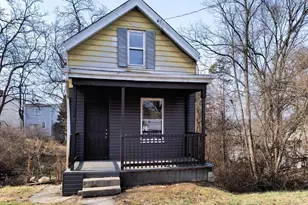 1647 Dewey Ave, Cincinnati, OH 45205 - Photo 1