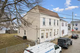 306 Pearl St, Reading, OH 45215 - Photo 2