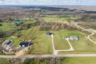 2425 Middleboro Rd, Washington Township, OH 45113 - Photo 8