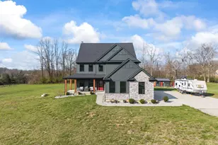 2425 Middleboro Rd, Washington Township, OH 45113 - Photo 4