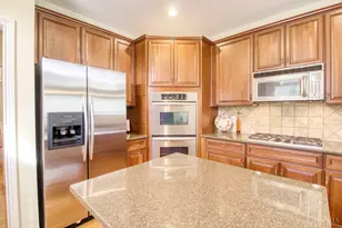 2274 Pointe Pl, Cincinnati, OH 45244 - Photo 14