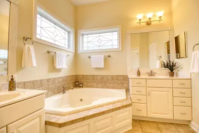 2274 Pointe Place, Cincinnati, OH 45244 - Photo 26