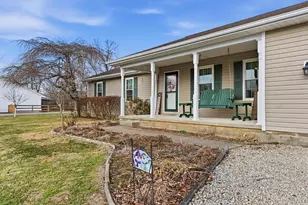 5396 Fischer Rd, Clarksville, OH 45113 - Photo 8