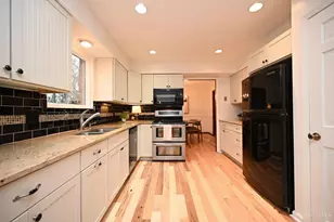 416 Flemridge Ct, Wyoming, OH 45231 - Photo 16