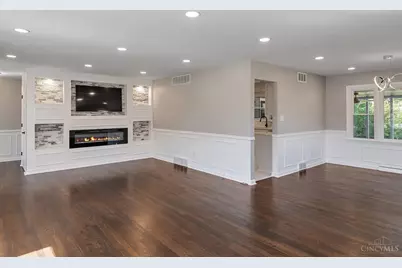 6085 Capri Drive, Cincinnati, OH 45224 - Photo 4