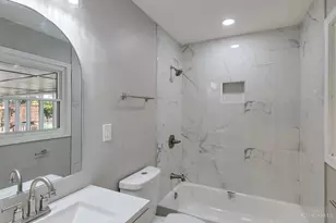 6085 Capri Dr, Cincinnati, OH 45224 - Photo 10